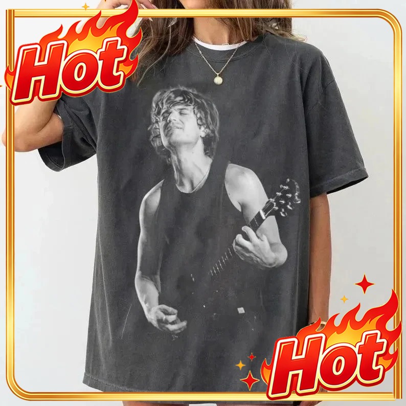 Custom Top DJO Joe Keery Poste - Poster Men Fashion recensie en prijs